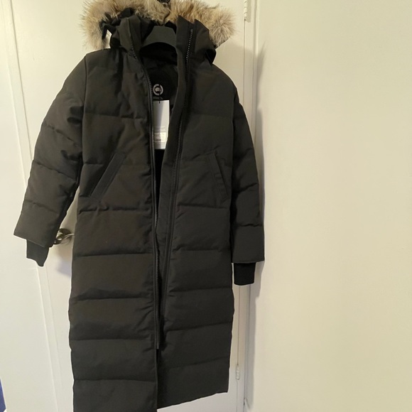 SOLD! ❤️Canada Goose MYSTIQUE PARKA - Picture 6 of 12